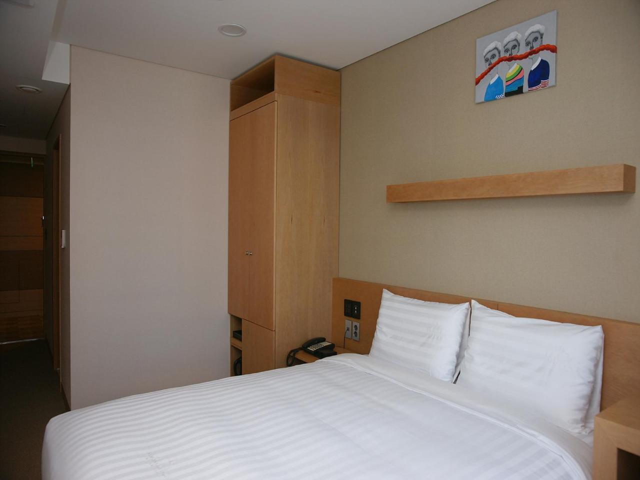 Floral Hotel Namsan City Seoul Myeongdong Pokoj fotografie